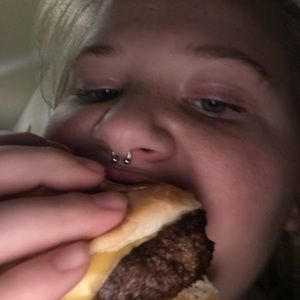 Meet your Posher, Cameron